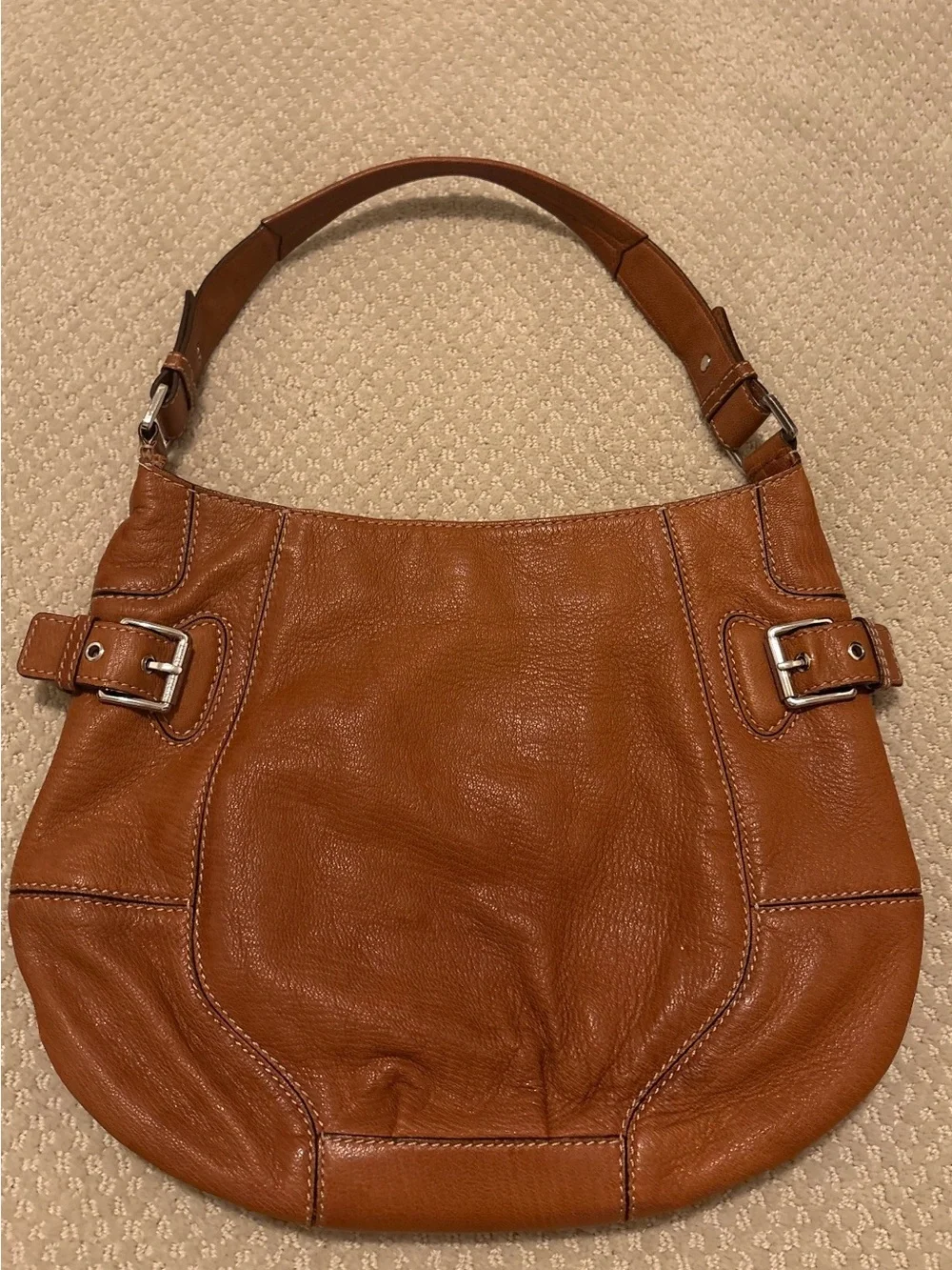 Michael Kors Women's Leather Hobo Shoulder Bag in Tan